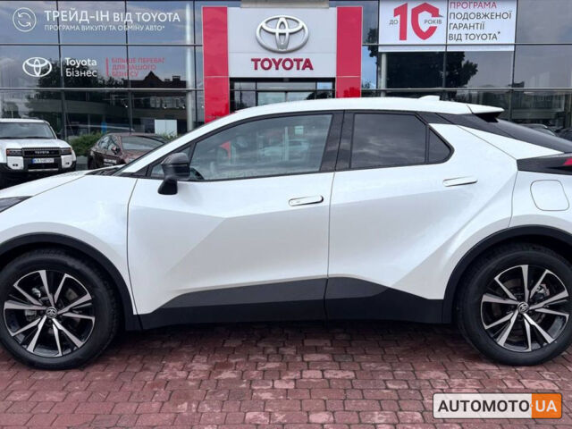 Белый Тойота C-HR, объемом двигателя 1.8 л и пробегом 7 тыс. км за 34500 $, фото 2 на Automoto.ua