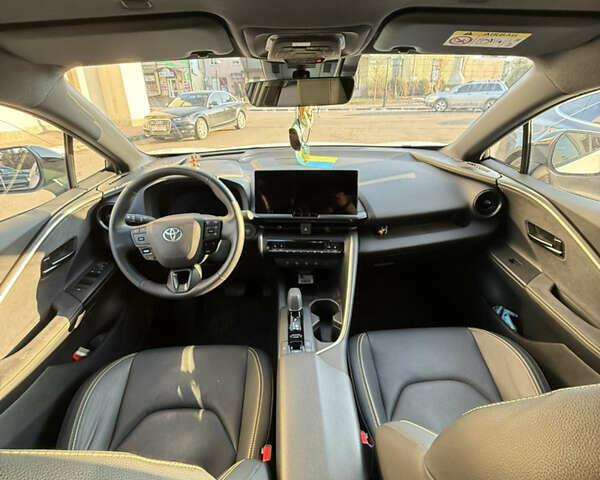 Белый Тойота C-HR, объемом двигателя 1.99 л и пробегом 12 тыс. км за 43415 $, фото 7 на Automoto.ua