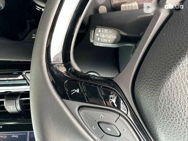 Черный Тойота C-HR, объемом двигателя 2 л и пробегом 8 тыс. км за 26900 $, фото 21 на Automoto.ua
