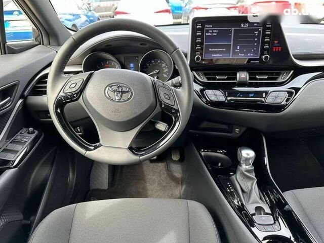 Черный Тойота C-HR, объемом двигателя 2 л и пробегом 8 тыс. км за 26900 $, фото 18 на Automoto.ua