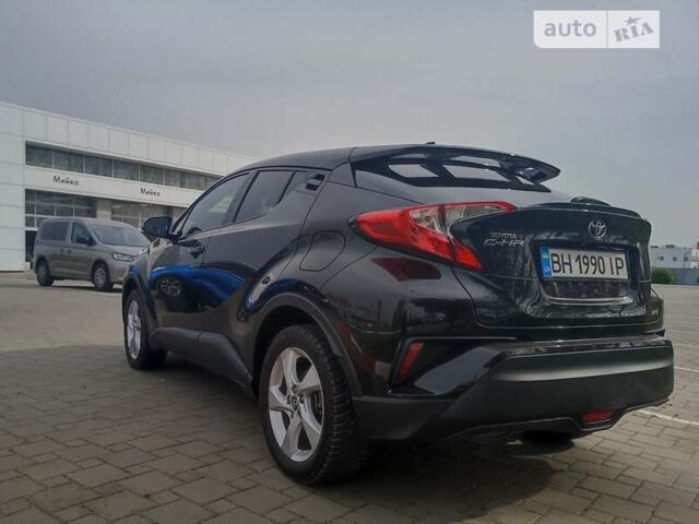 Чорний Тойота C-HR, об'ємом двигуна 1.2 л та пробігом 64 тис. км за 22300 $, фото 4 на Automoto.ua