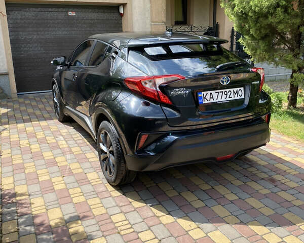 Чорний Тойота C-HR, об'ємом двигуна 1.8 л та пробігом 153 тис. км за 18300 $, фото 4 на Automoto.ua