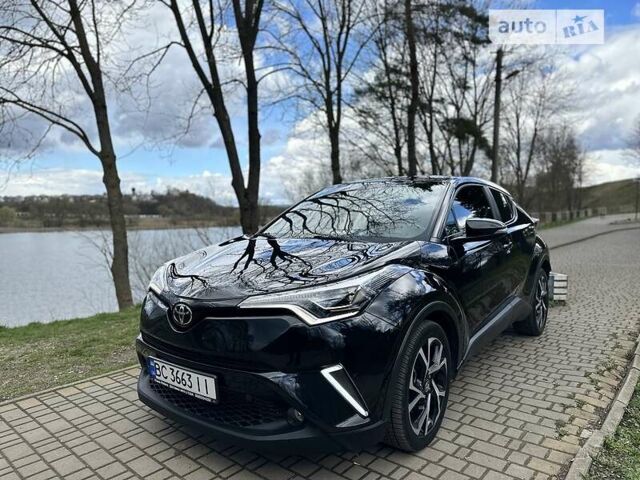 Чорний Тойота C-HR, об'ємом двигуна 2 л та пробігом 72 тис. км за 17499 $, фото 1 на Automoto.ua