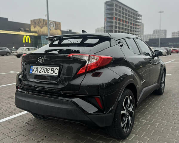 Черный Тойота C-HR, объемом двигателя 1.99 л и пробегом 137 тыс. км за 17900 $, фото 5 на Automoto.ua
