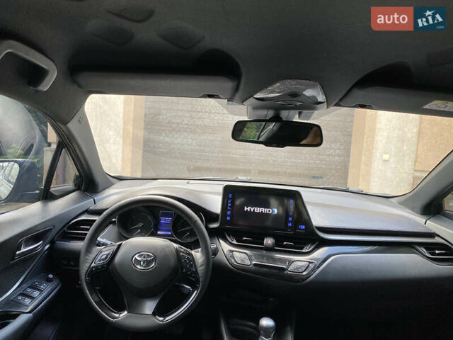 Чорний Тойота C-HR, об'ємом двигуна 1.8 л та пробігом 153 тис. км за 18300 $, фото 10 на Automoto.ua
