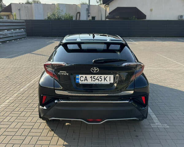 Черный Тойота C-HR, объемом двигателя 1.2 л и пробегом 142 тыс. км за 18000 $, фото 4 на Automoto.ua