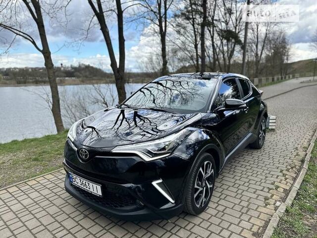 Чорний Тойота C-HR, об'ємом двигуна 2 л та пробігом 72 тис. км за 17499 $, фото 2 на Automoto.ua