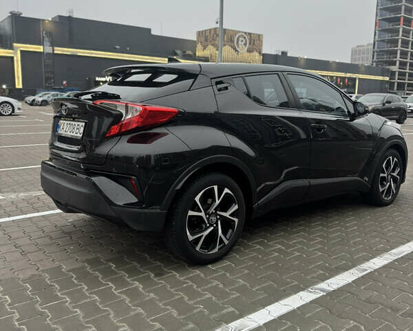 Черный Тойота C-HR, объемом двигателя 1.99 л и пробегом 137 тыс. км за 17900 $, фото 9 на Automoto.ua