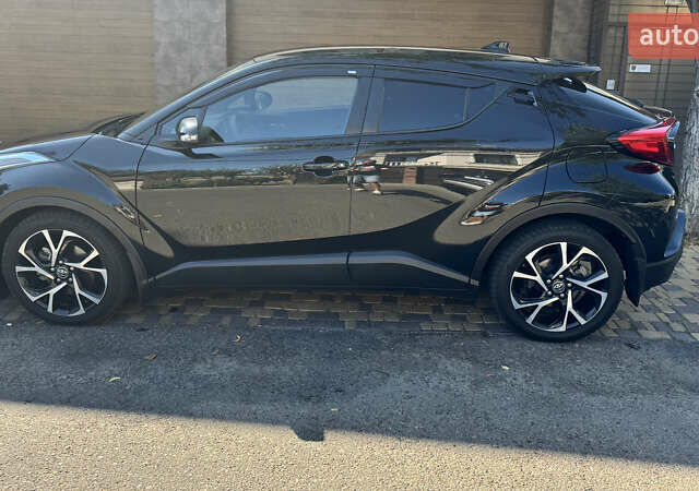Черный Тойота C-HR, объемом двигателя 1.99 л и пробегом 86 тыс. км за 17400 $, фото 7 на Automoto.ua