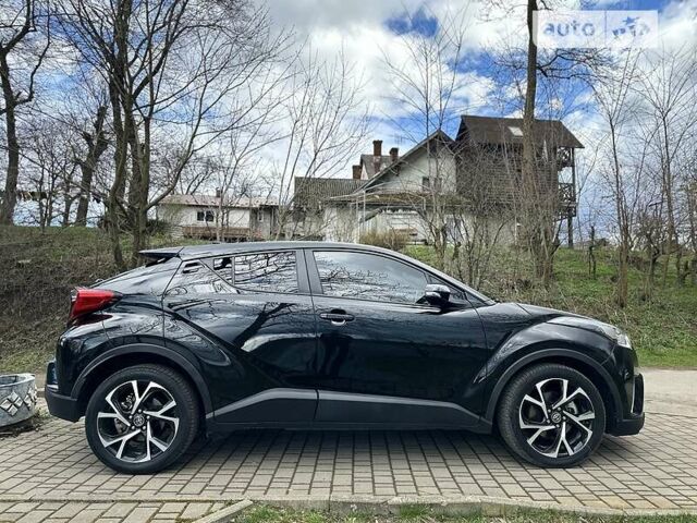 Чорний Тойота C-HR, об'ємом двигуна 2 л та пробігом 72 тис. км за 17499 $, фото 24 на Automoto.ua