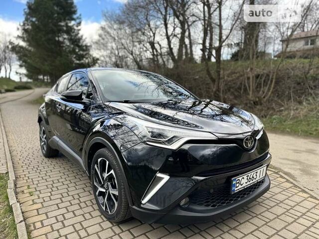 Чорний Тойота C-HR, об'ємом двигуна 2 л та пробігом 72 тис. км за 17499 $, фото 8 на Automoto.ua