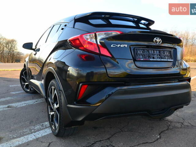 Чорний Тойота C-HR, об'ємом двигуна 2 л та пробігом 77 тис. км за 15850 $, фото 25 на Automoto.ua
