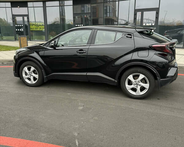 Чорний Тойота C-HR, об'ємом двигуна 1.99 л та пробігом 250 тис. км за 16900 $, фото 8 на Automoto.ua