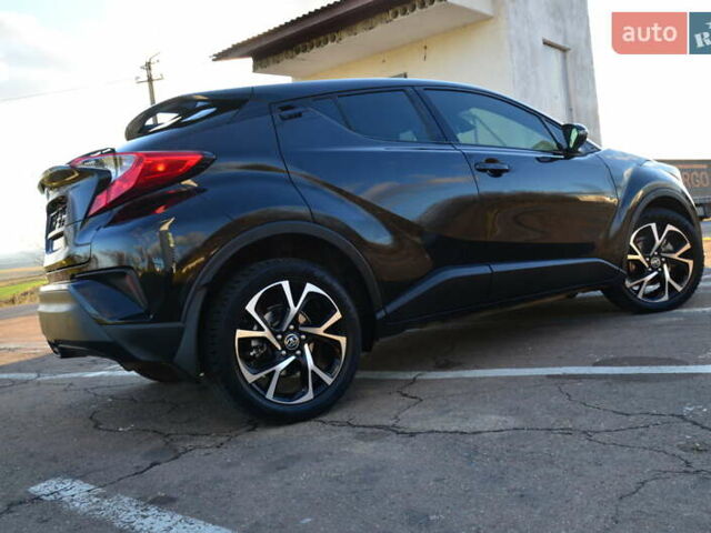 Чорний Тойота C-HR, об'ємом двигуна 2 л та пробігом 77 тис. км за 15850 $, фото 32 на Automoto.ua