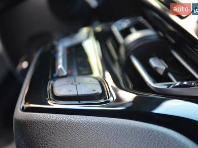 Чорний Тойота C-HR, об'ємом двигуна 2 л та пробігом 77 тис. км за 15850 $, фото 61 на Automoto.ua