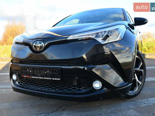 Чорний Тойота C-HR, об'ємом двигуна 2 л та пробігом 77 тис. км за 15850 $, фото 1 на Automoto.ua
