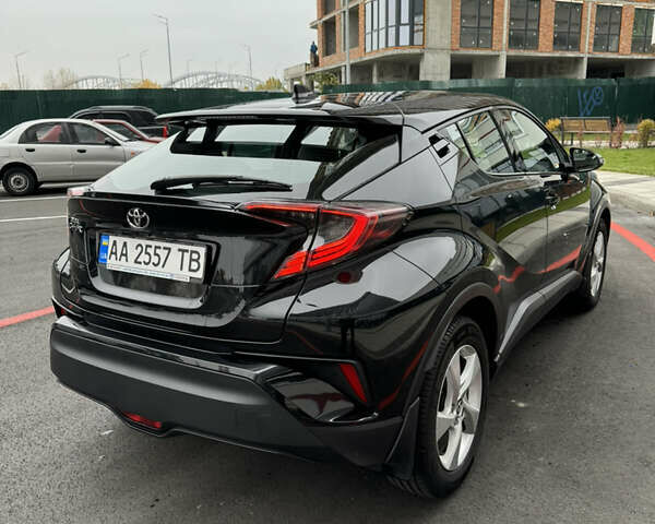 Чорний Тойота C-HR, об'ємом двигуна 1.99 л та пробігом 250 тис. км за 16900 $, фото 14 на Automoto.ua