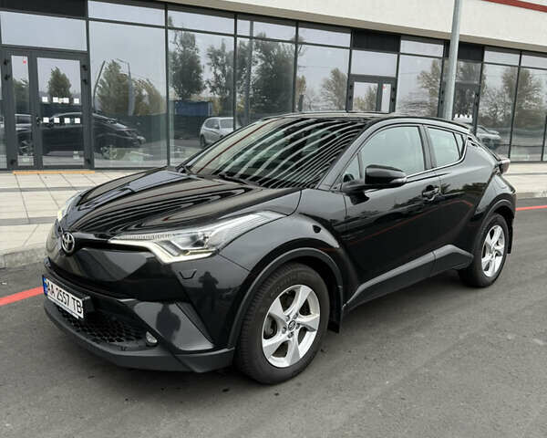 Чорний Тойота C-HR, об'ємом двигуна 1.99 л та пробігом 250 тис. км за 16900 $, фото 6 на Automoto.ua