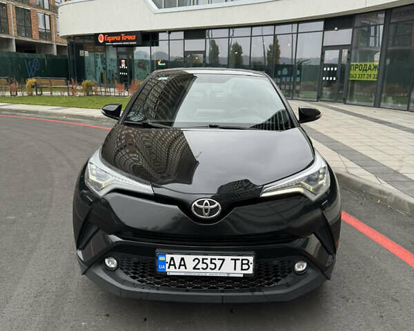 Чорний Тойота C-HR, об'ємом двигуна 1.99 л та пробігом 250 тис. км за 16900 $, фото 3 на Automoto.ua