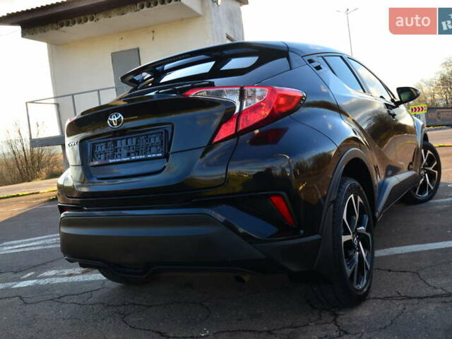 Чорний Тойота C-HR, об'ємом двигуна 2 л та пробігом 77 тис. км за 15850 $, фото 30 на Automoto.ua