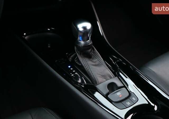 Чорний Тойота C-HR, об'ємом двигуна 1.2 л та пробігом 66 тис. км за 19819 $, фото 20 на Automoto.ua