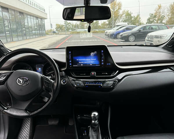 Чорний Тойота C-HR, об'ємом двигуна 1.99 л та пробігом 250 тис. км за 16900 $, фото 20 на Automoto.ua