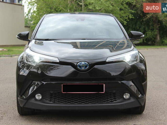 Черный Тойота C-HR, объемом двигателя 1.8 л и пробегом 72 тыс. км за 27699 $, фото 5 на Automoto.ua