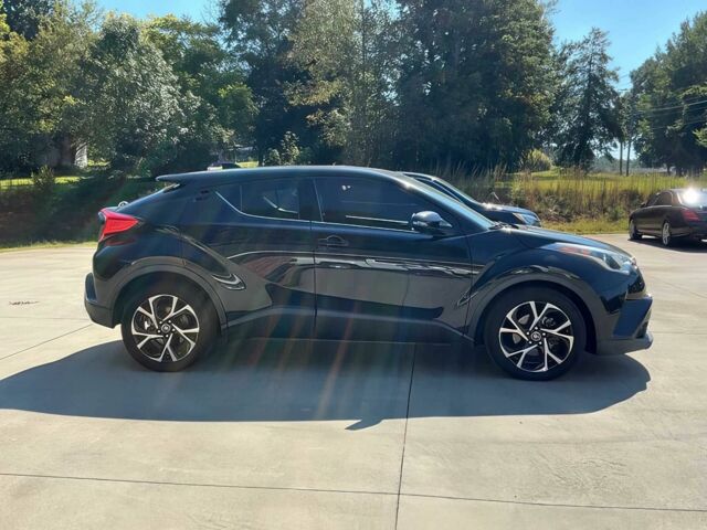 Черный Тойота C-HR, объемом двигателя 2 л и пробегом 47 тыс. км за 9800 $, фото 5 на Automoto.ua