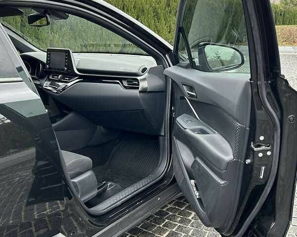 Тойота C-HR 2019 в Днепре (Днепропетровске) на Automoto.ua Черный Тойота C-HR, объемом двигателя 2 л и пробегом 66 тыс. км за 17500 $, фото 10 на Automoto.ua