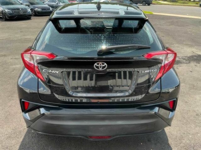 Тойота C-HR 2019 у Києві на Automoto.ua Чорний Тойота C-HR, об'ємом двигуна 2 л та пробігом 30 тис. км за 6100 $, фото 5 на Automoto.ua