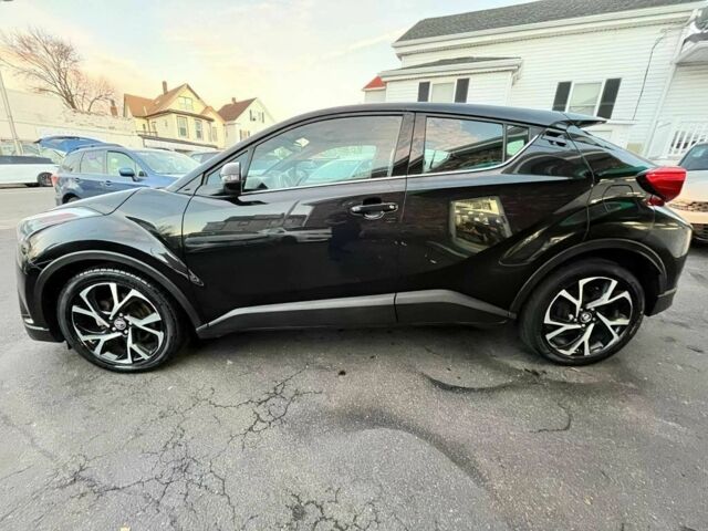 Черный Тойота C-HR, объемом двигателя 2 л и пробегом 45 тыс. км за 7500 $, фото 3 на Automoto.ua