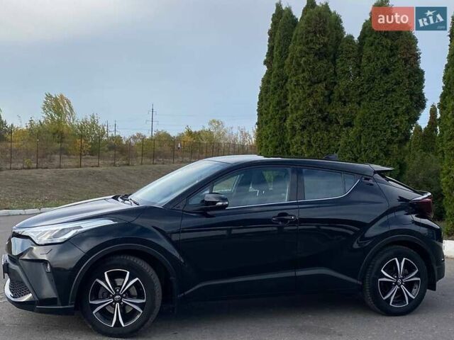 Черный Тойота C-HR, объемом двигателя 1.2 л и пробегом 76 тыс. км за 19900 $, фото 6 на Automoto.ua