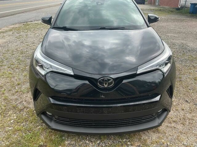 Черный Тойота C-HR, объемом двигателя 2 л и пробегом 64 тыс. км за 6000 $, фото 1 на Automoto.ua