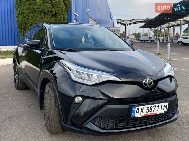 Черный Тойота C-HR, объемом двигателя 1.2 л и пробегом 76 тыс. км за 19900 $, фото 15 на Automoto.ua