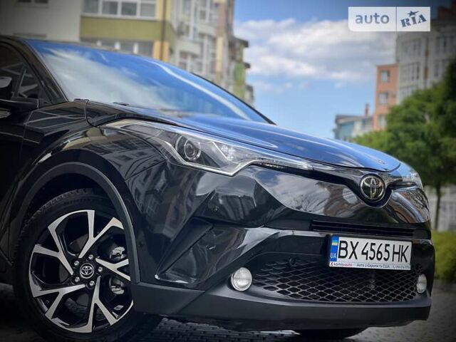 Черный Тойота C-HR, объемом двигателя 2 л и пробегом 56 тыс. км за 22500 $, фото 7 на Automoto.ua