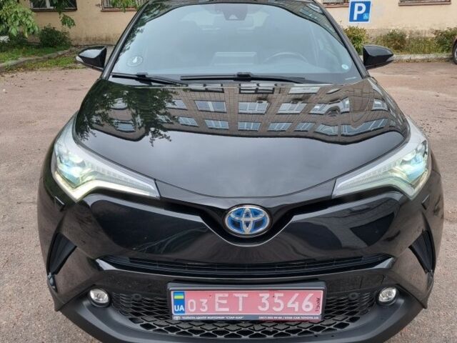 Черный Тойота C-HR, объемом двигателя 1.8 л и пробегом 105 тыс. км за 25200 $, фото 4 на Automoto.ua