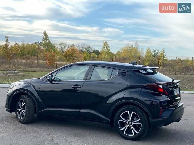 Черный Тойота C-HR, объемом двигателя 1.2 л и пробегом 76 тыс. км за 19900 $, фото 1 на Automoto.ua