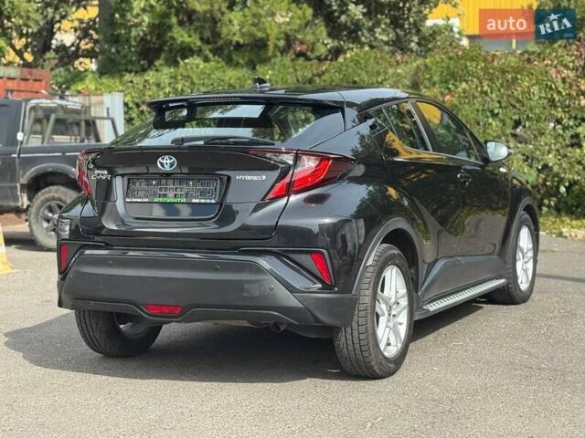 Чорний Тойота C-HR, об'ємом двигуна 1.8 л та пробігом 32 тис. км за 25900 $, фото 6 на Automoto.ua
