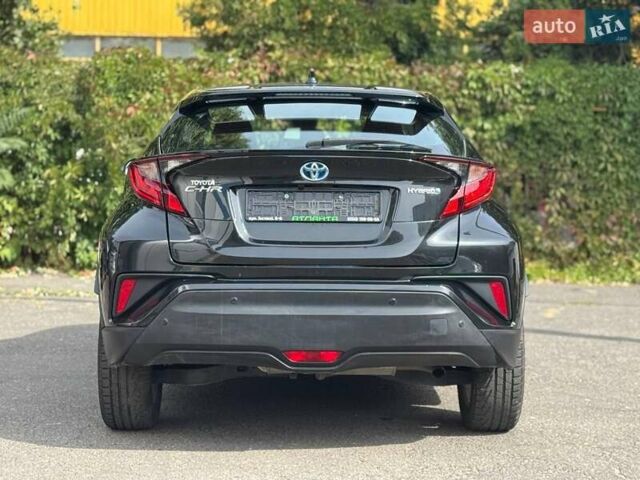 Чорний Тойота C-HR, об'ємом двигуна 1.8 л та пробігом 32 тис. км за 25900 $, фото 8 на Automoto.ua