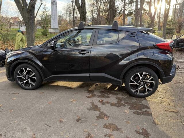 Чорний Тойота C-HR, об'ємом двигуна 2 л та пробігом 38 тис. км за 21990 $, фото 8 на Automoto.ua