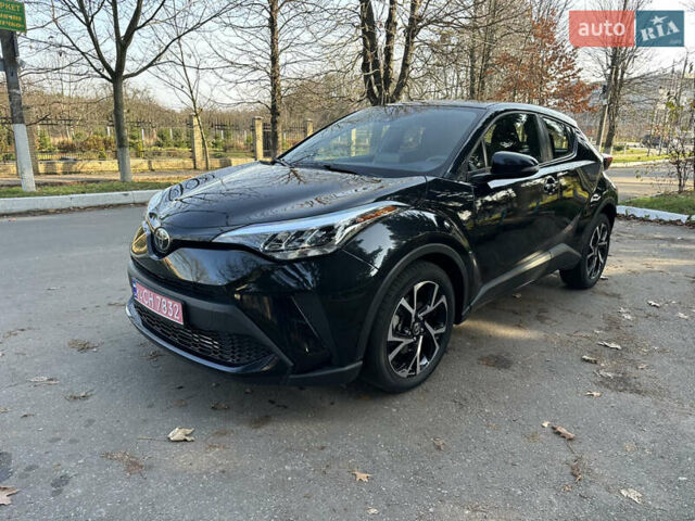 Черный Тойота C-HR, объемом двигателя 2 л и пробегом 114 тыс. км за 19900 $, фото 4 на Automoto.ua