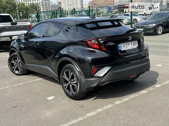 Чорний Тойота C-HR, об'ємом двигуна 1.2 л та пробігом 9 тис. км за 28900 $, фото 3 на Automoto.ua