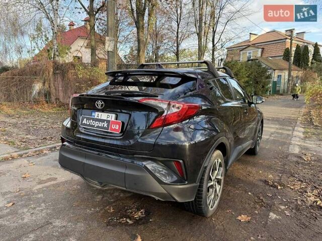 Чорний Тойота C-HR, об'ємом двигуна 2 л та пробігом 38 тис. км за 21990 $, фото 5 на Automoto.ua