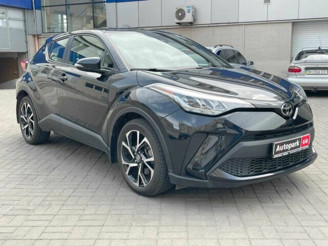 Черный Тойота C-HR, объемом двигателя 2 л и пробегом 26 тыс. км за 25690 $, фото 2 на Automoto.ua