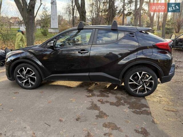 Чорний Тойота C-HR, об'ємом двигуна 2 л та пробігом 38 тис. км за 21990 $, фото 8 на Automoto.ua