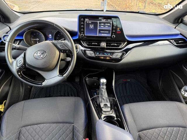 Чорний Тойота C-HR, об'ємом двигуна 2 л та пробігом 38 тис. км за 21990 $, фото 17 на Automoto.ua