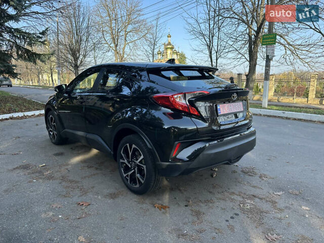 Черный Тойота C-HR, объемом двигателя 2 л и пробегом 114 тыс. км за 19900 $, фото 10 на Automoto.ua