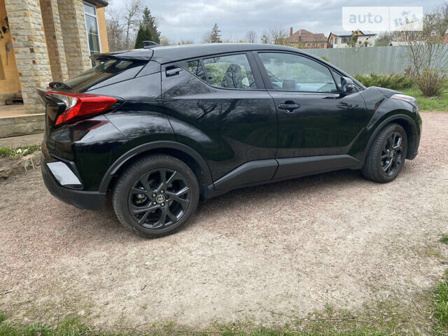 Чорний Тойота C-HR, об'ємом двигуна 2 л та пробігом 25 тис. км за 19000 $, фото 12 на Automoto.ua