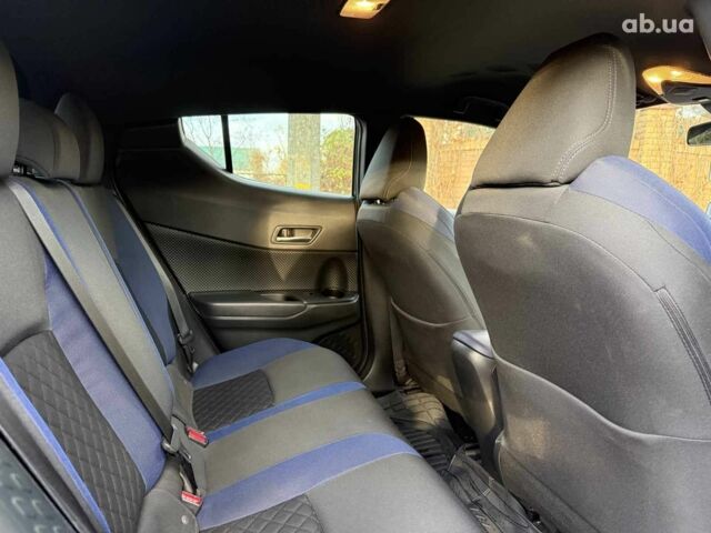 Чорний Тойота C-HR, об'ємом двигуна 2 л та пробігом 38 тис. км за 21990 $, фото 20 на Automoto.ua