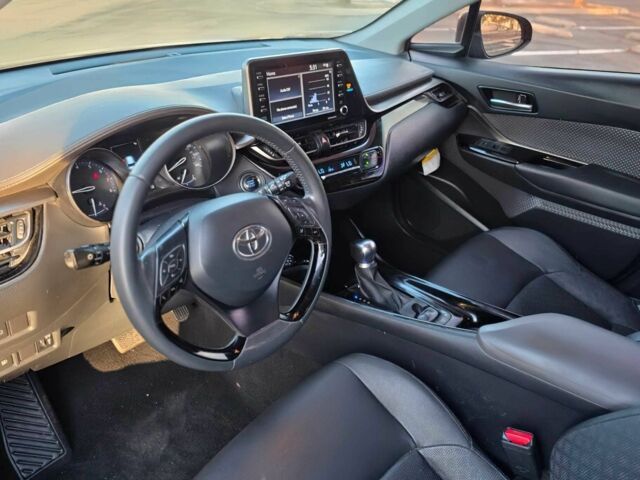 Черный Тойота C-HR, объемом двигателя 2 л и пробегом 28 тыс. км за 4400 $, фото 9 на Automoto.ua